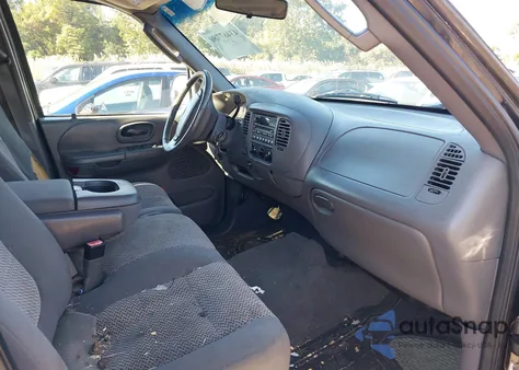 2002 Ford F-150 Lariat/Xlt из США, поврежденный, VIN 1FTRW08LX2KD60145